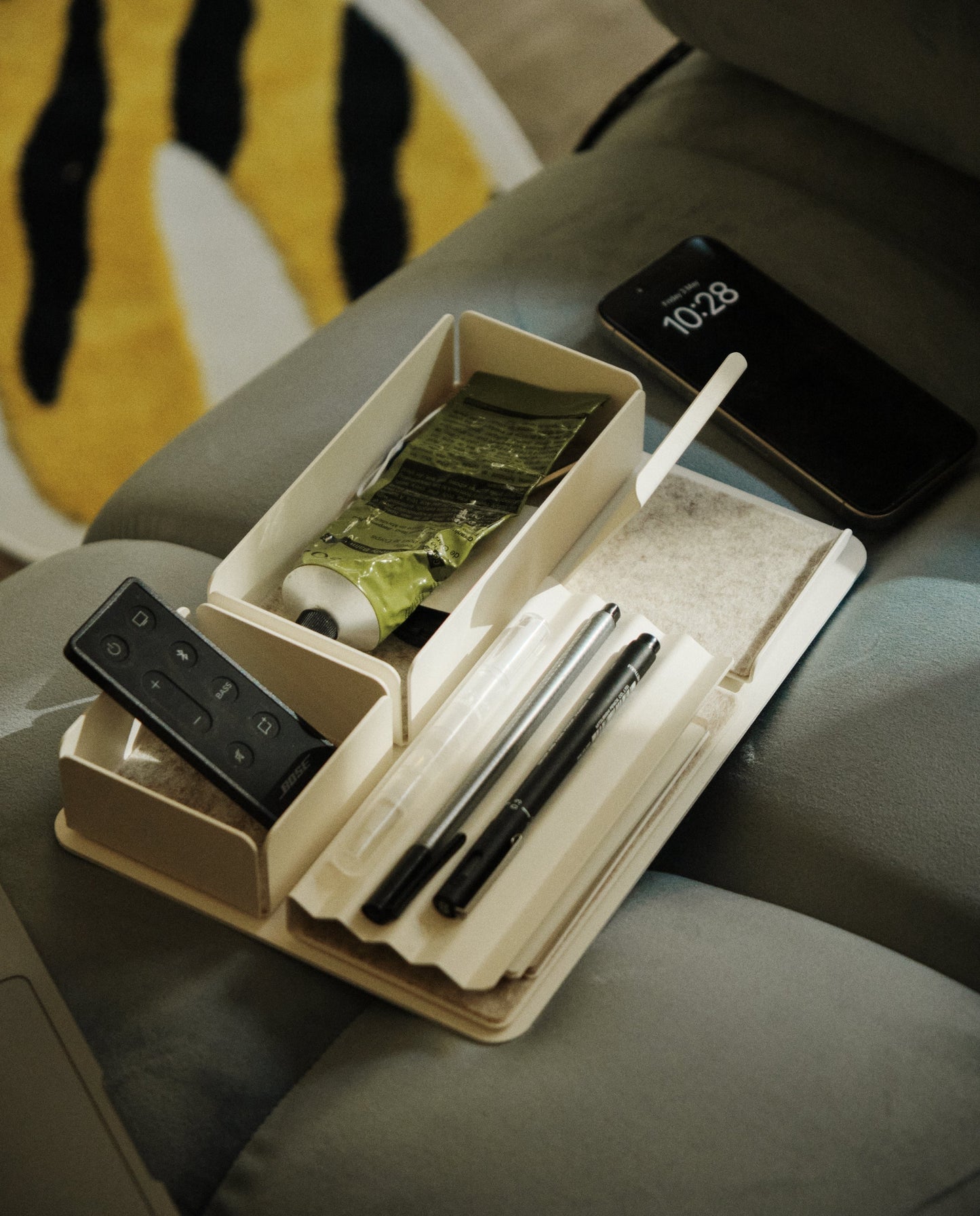 Gather Medium Tray (2x1 - White)