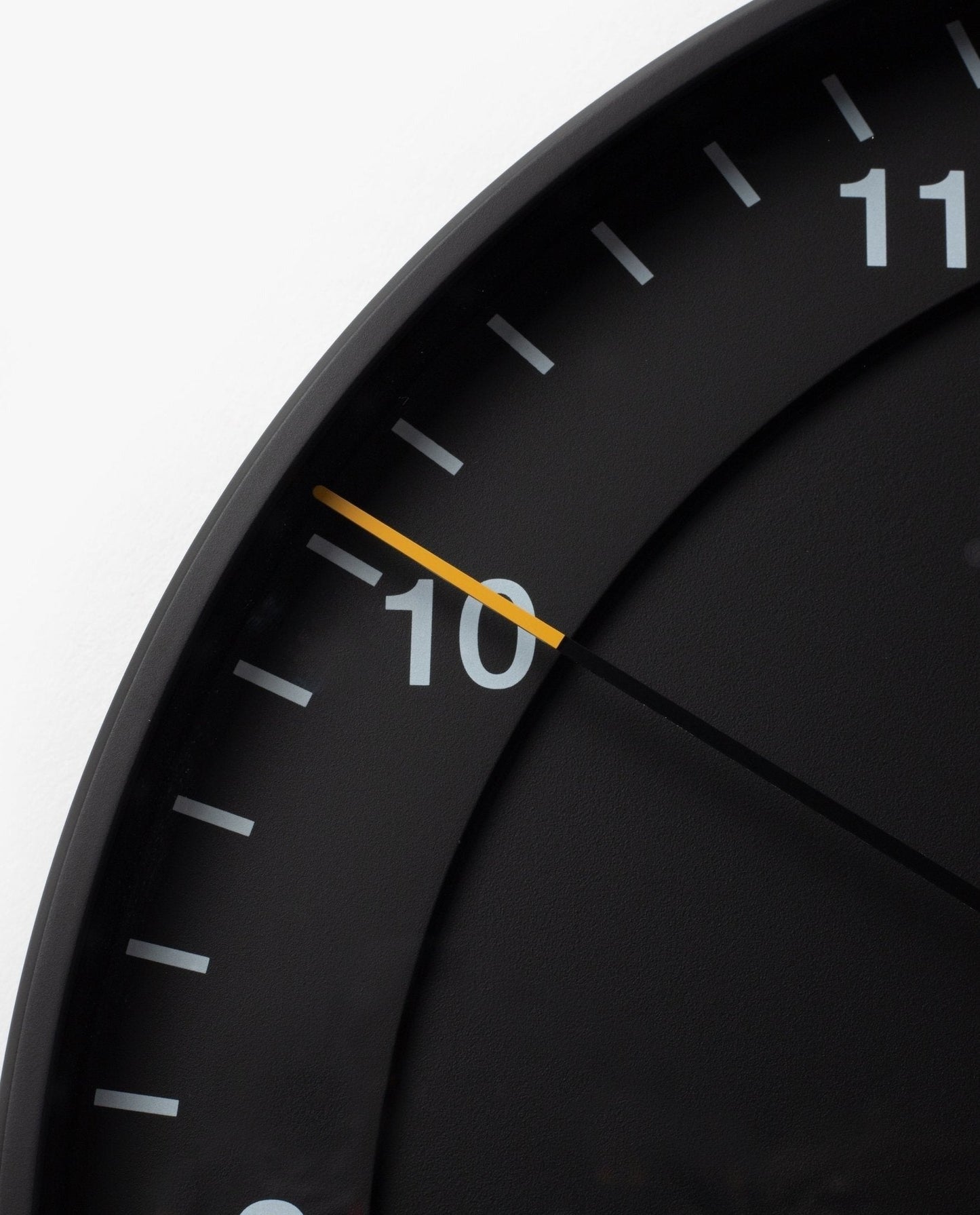 Braun Wall Clock (Black)