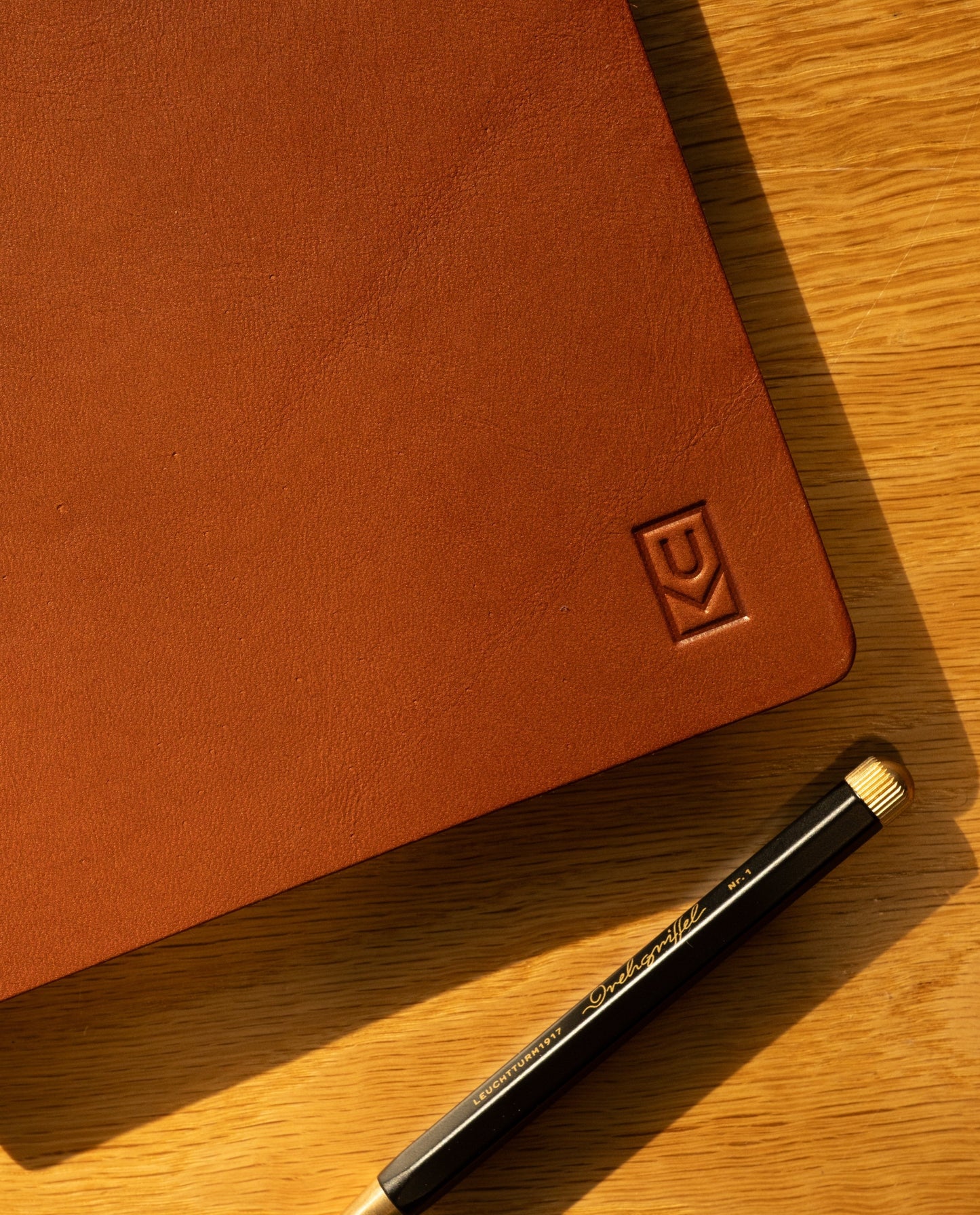 Discbound Heirloom Journal Bundle (Tan Leather - Standard 6" x 8.5" + 3 Refills)