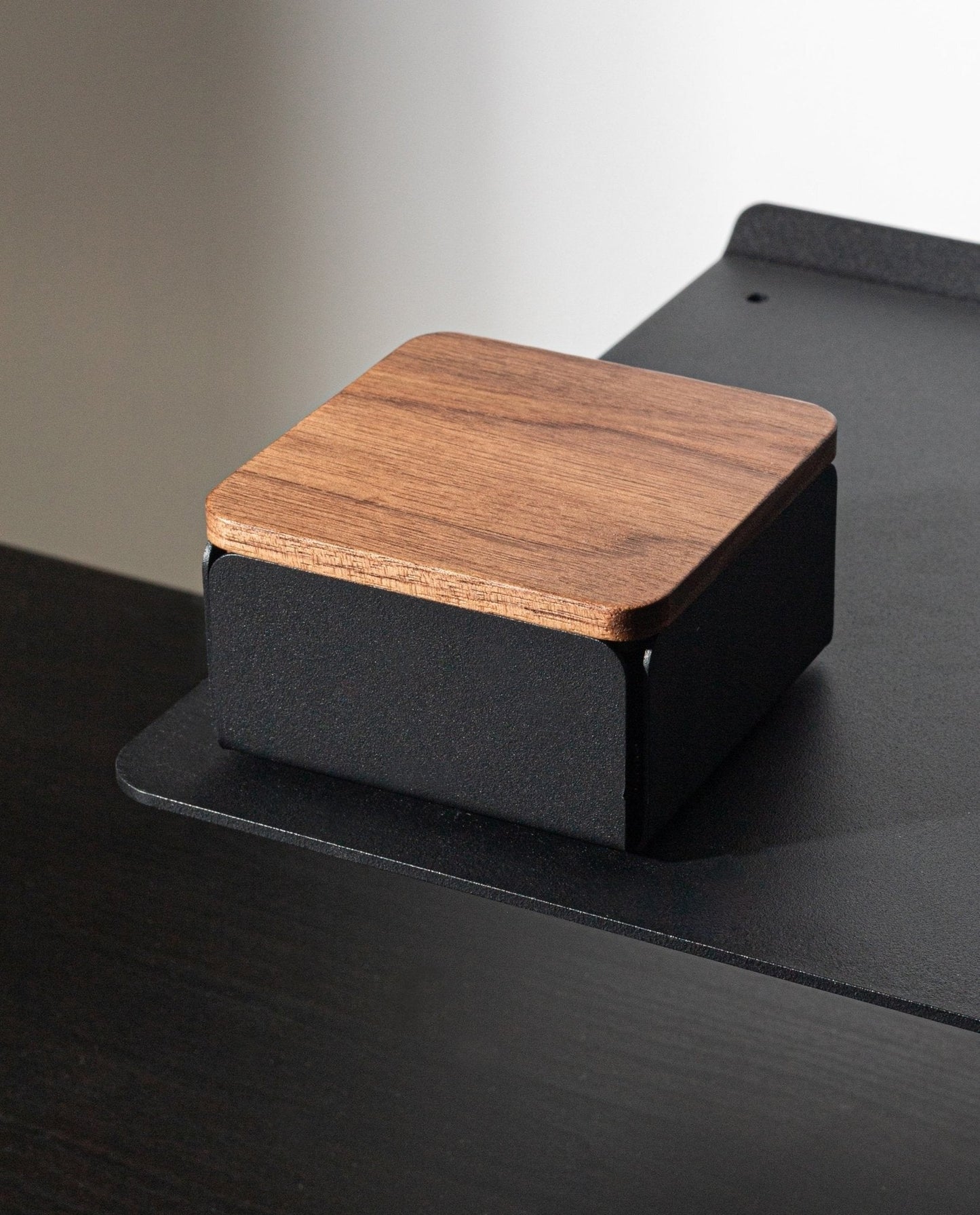 Gather Solid Wood Lid (Walnut)