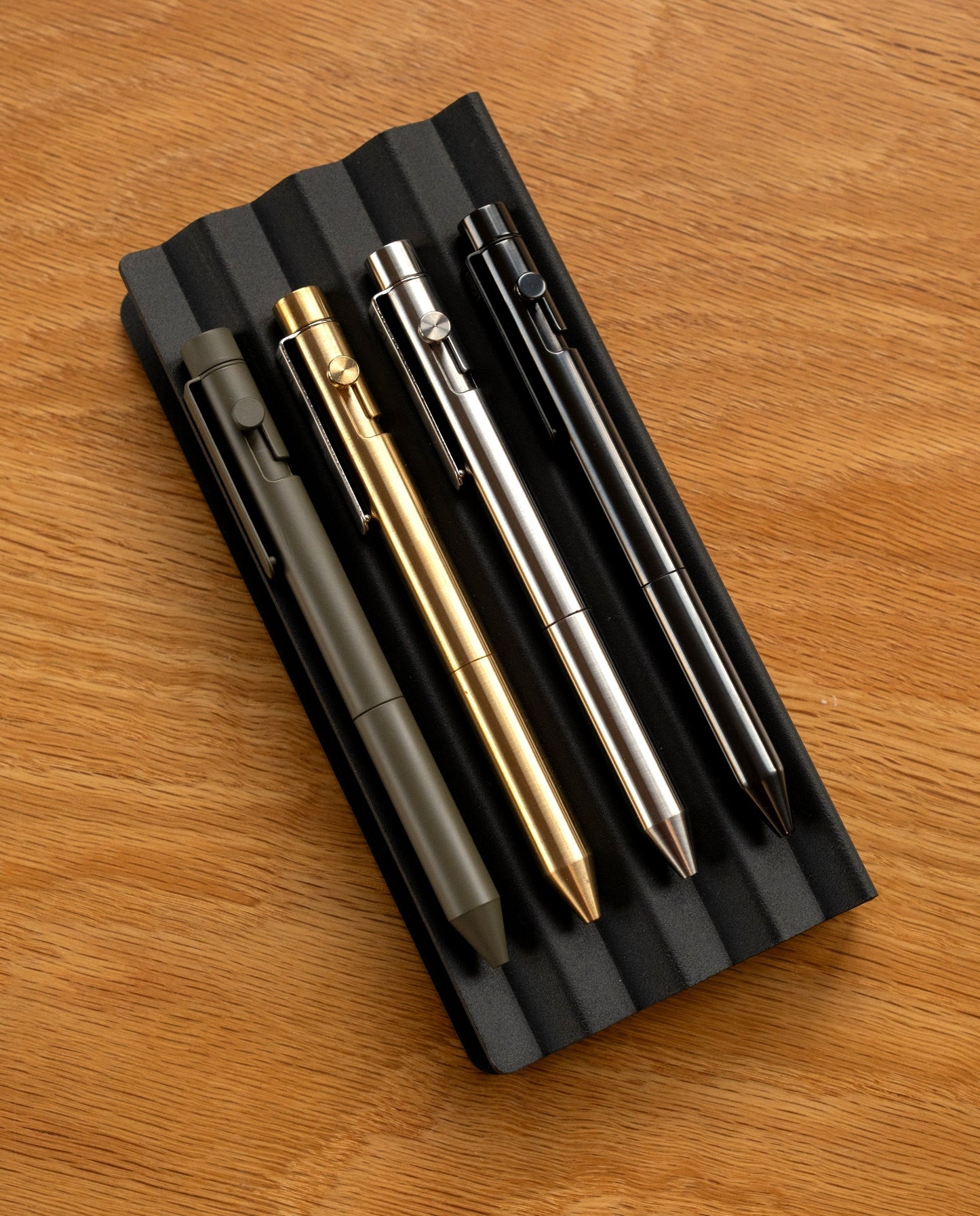 INVENTERY Bolt Action Pen (Zirconium)