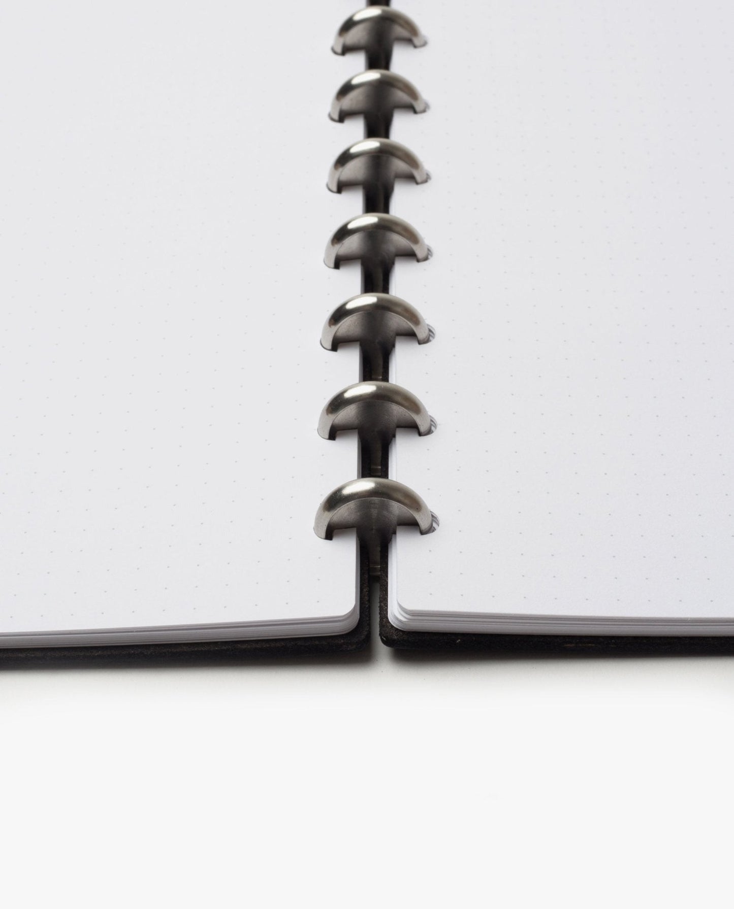 Discbound Heirloom Journal (Black Leather - Standard 6" x 8.5")