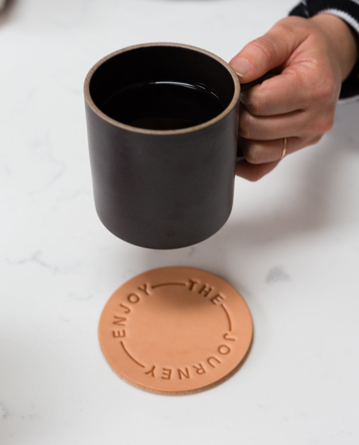 Hasami Porcelain Mug (Matte Black)