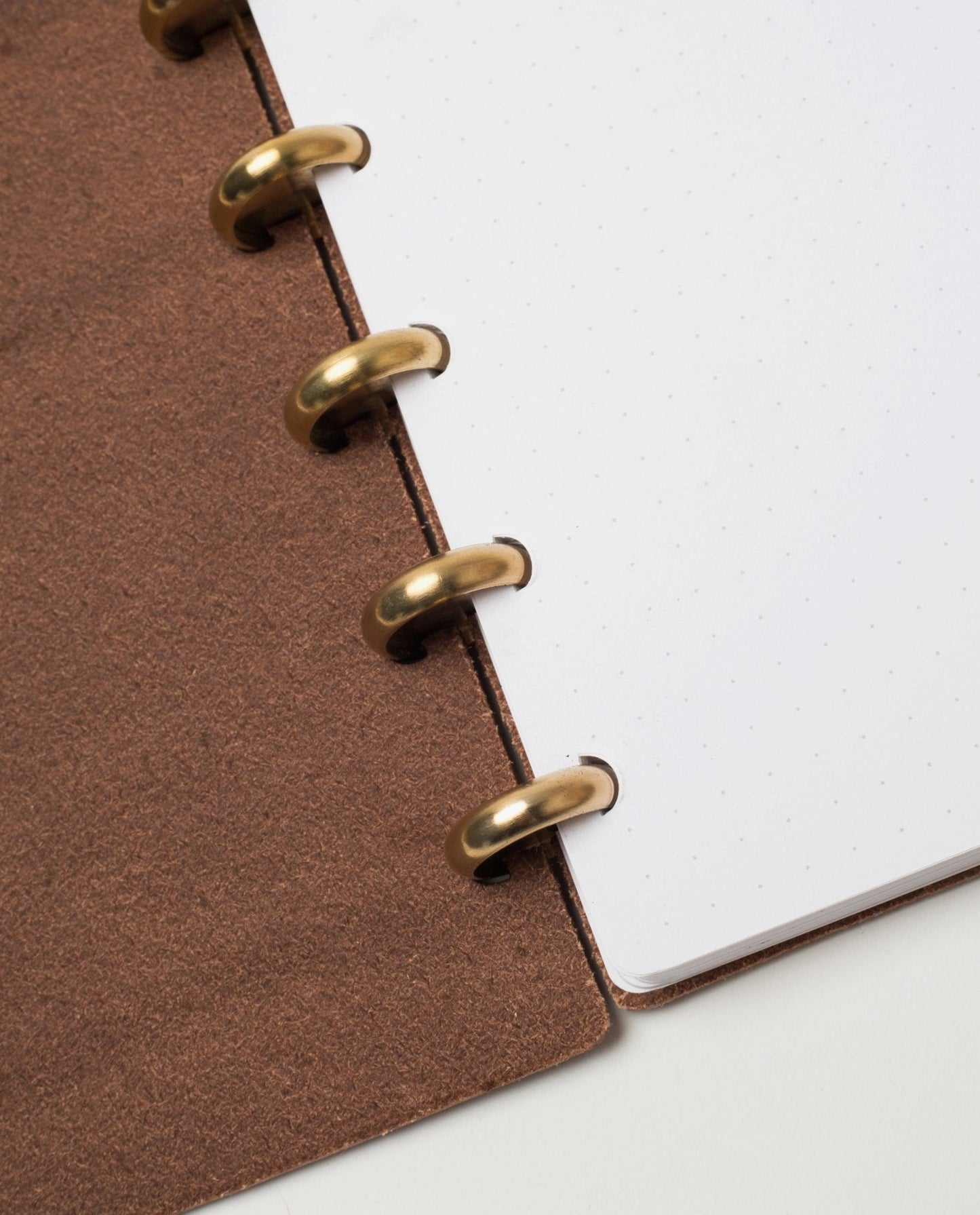 Discbound Heirloom Journal Bundle (Brown Leather 6" x 8.5" + 3 Refills)