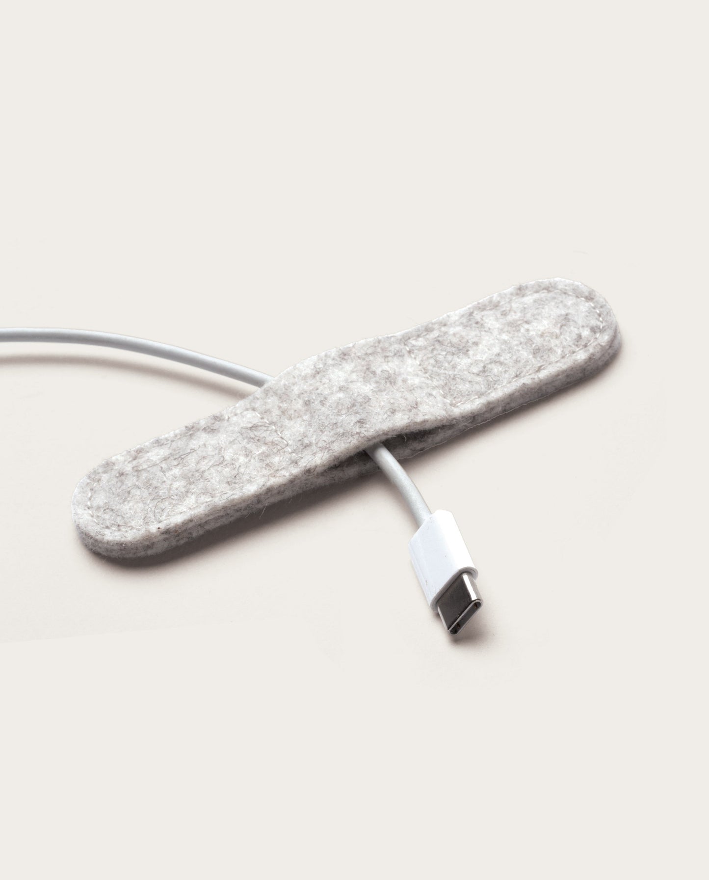 Magnetic Cable Keepers (Set of 2 - Light Gray)