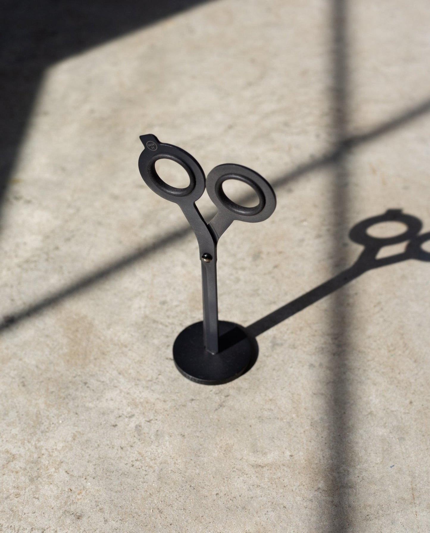 HMM Scissors (Black)
